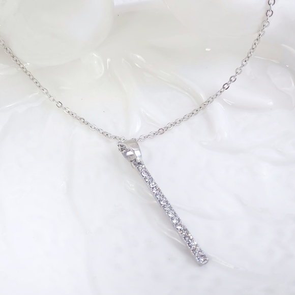 Fashion Jewelry Faux Diamond Pendent - Picture 1 of 13